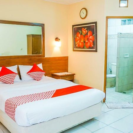 Oyo 1488 Hotel Cemara Asri Lembang Exterior photo